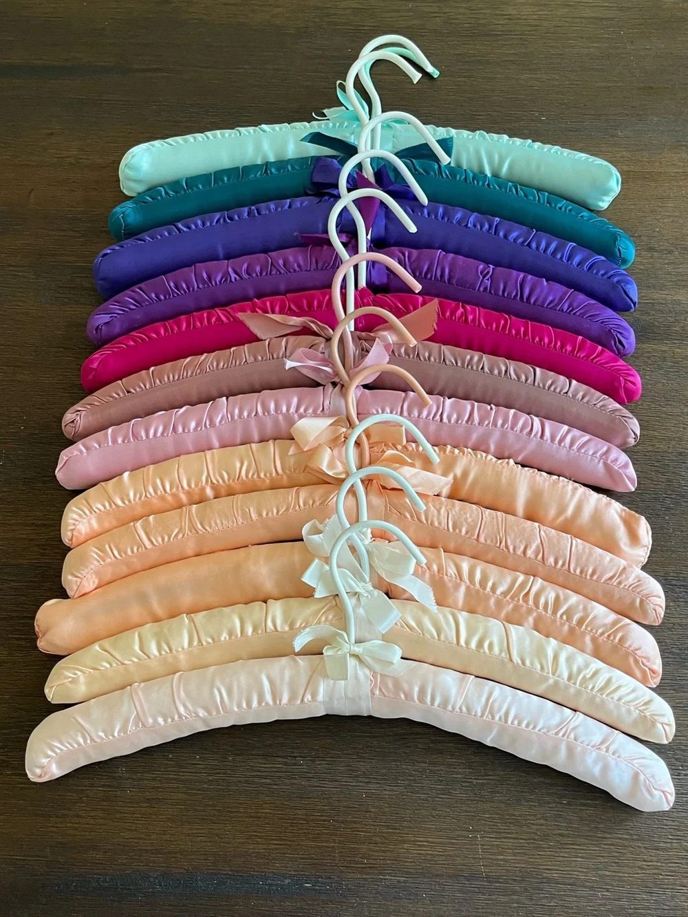 Vintage Retro | Padded Satin Clothes Hangers | Set of 12
